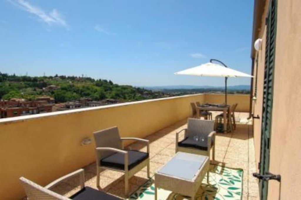 Exclusive Penthouse With 60 M2 Panoramic Terrace Leilighet Perugia Eksteriør bilde